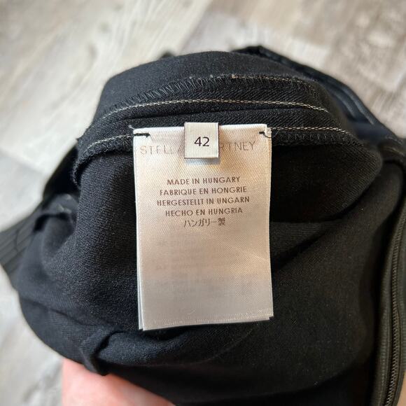 Stella McCartney Black Pinstripe Wool Blend Pleated Skirt Size 42 / US 8 - Picture 8 of 10